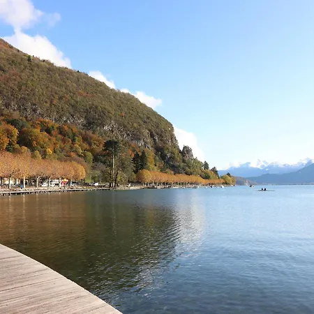 Centre - F2 Spacieux Avec Balcon, Parking Prive, A 50m Du - 2/3 Pers - Fr-1-432-23 * Annecy